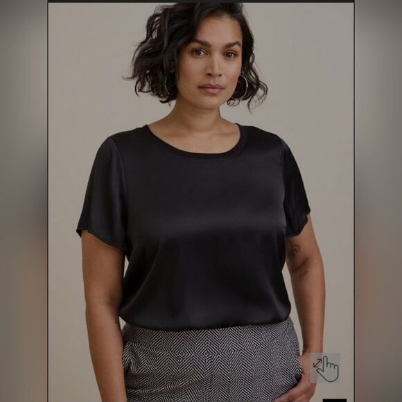 NWT Torrid abbey satin short sleeve tee 00(M/L) - Picture 1 of 5